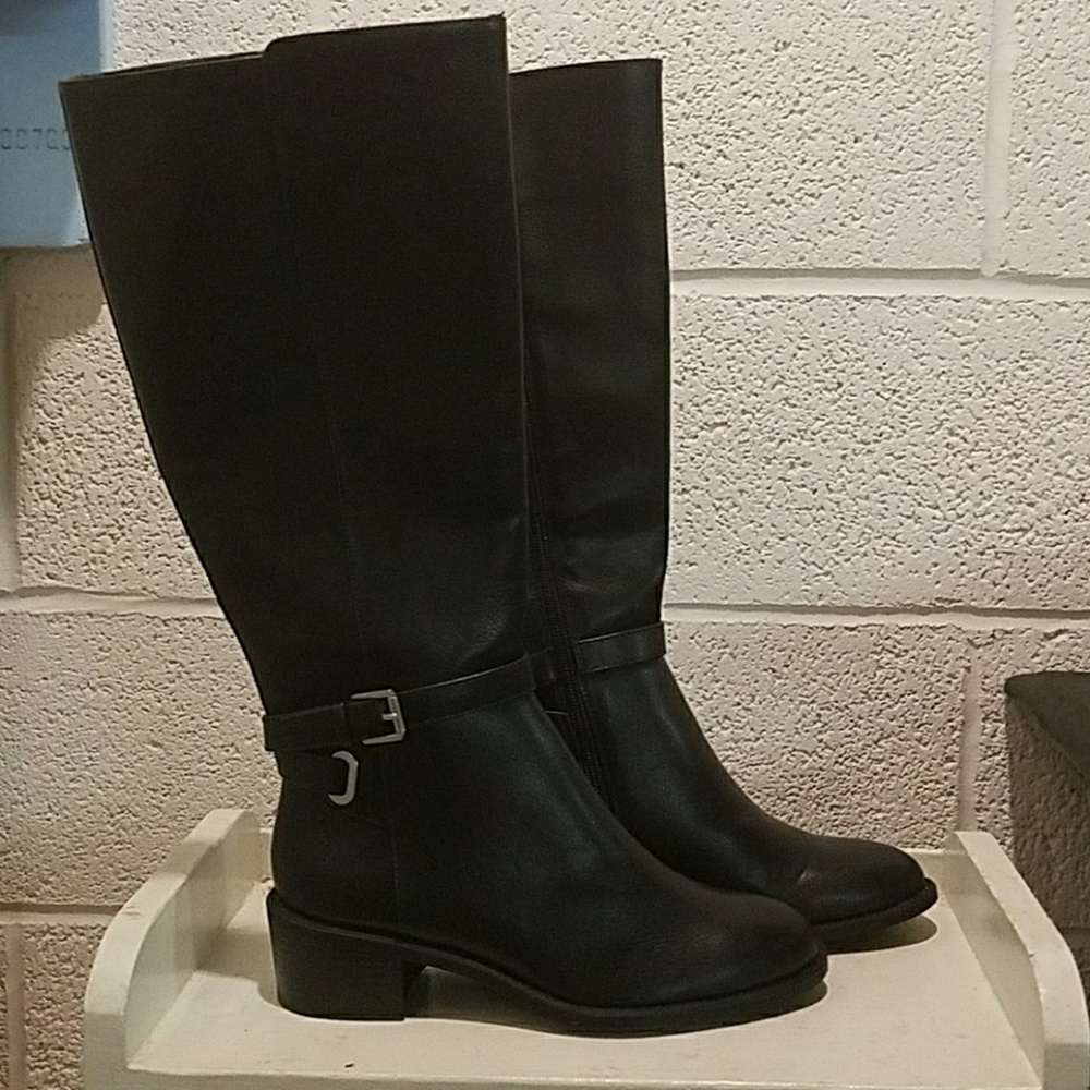 New Chaps Rhiannan Black Boot - Size 6.5